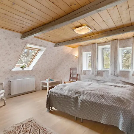 Dom wakacyjny 5 Bedroom Beautiful In Brovst